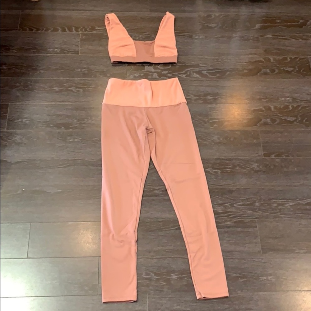 Indah Workout Set
